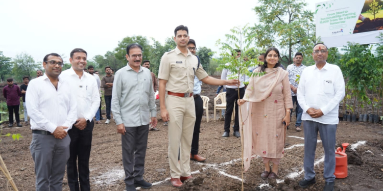 कालिका स्टील्सकडून एमआयडीसीतील सर्वात मोठ्या वृक्षारोपण मोहिमेद्वारे इतिहासाची निर्मिती