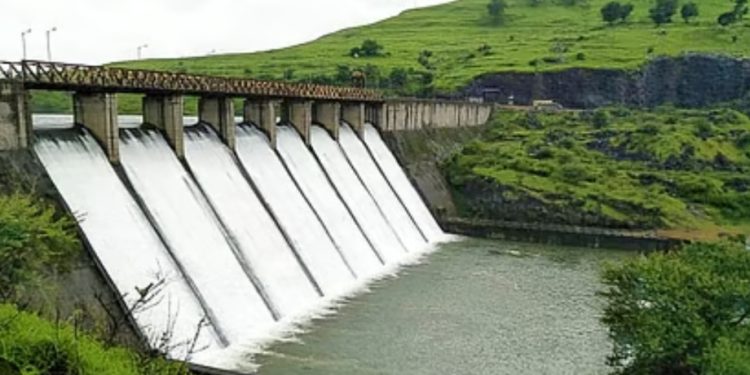 चासकमान धरणातून ३,५०० क्यूसेक पाण्याचा विसर्ग; भीमा नदीकाठच्या नागरिकांना सतर्कतेचा इशारा