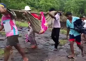 स्वातंत्र्याच्या इतक्या वर्षानंतरही आदिवासी भागात भुलभूत सुविधांची आबाळ