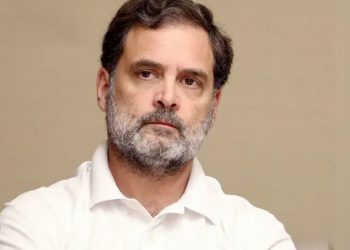 राहुल गांधी यांच्या विरोधात हक्कभंग प्रस्ताव
