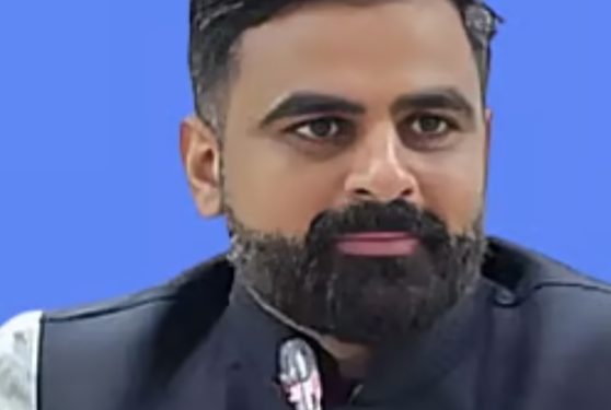 चाकण एमआयडीसी परिसरातील सर्व रस्ते २५ ऑगस्टपर्यंत खड्डेमुक्त करा : जितेंद्र डुडी